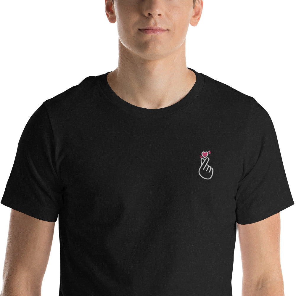 Finger heart T-shirt (Black)