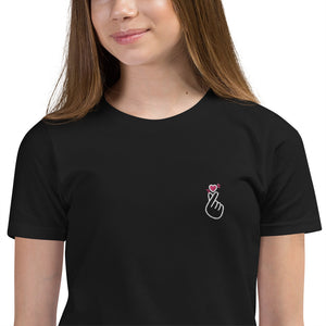 Youth finger heart t-shirt (black)